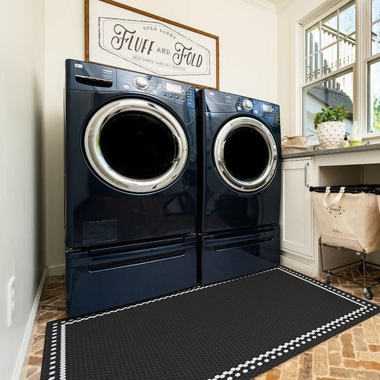 Brooks FloorFlat | Solid Black - Premium Vinyl Mat