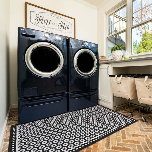 Black diamond pattern premium vinyl mat